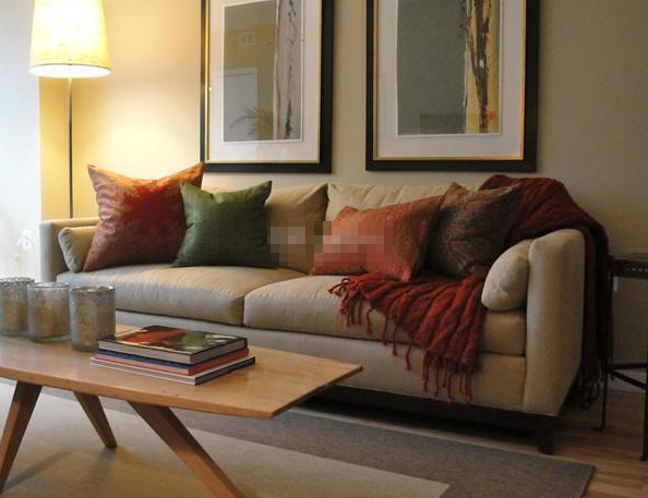 客厅沙发摆放风水的讲究（四）：沙发背后不宜有镜